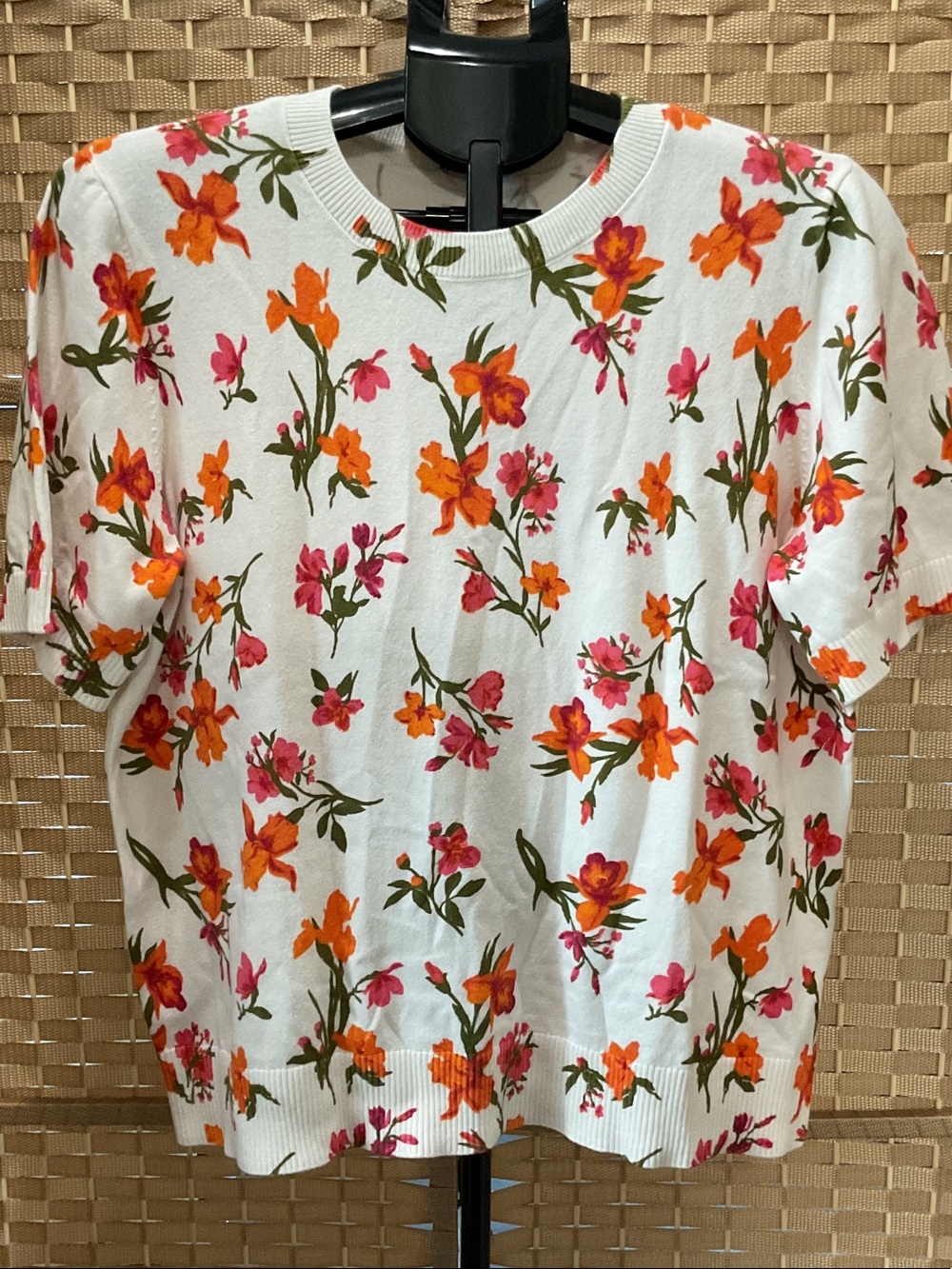 Vince Camuto White Short-Sleeve Floral Knit Top with Orange and Pink Blooms
